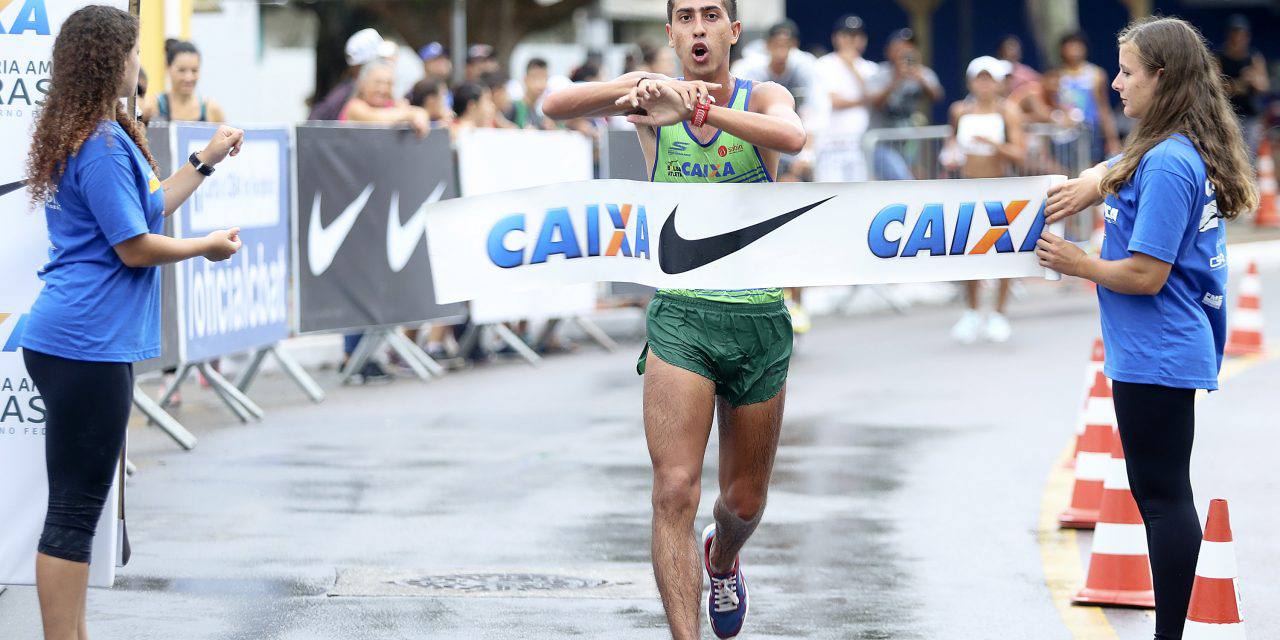 Caio Bonfim bate o recorde brasileiro dos 20 km da marcha atlética